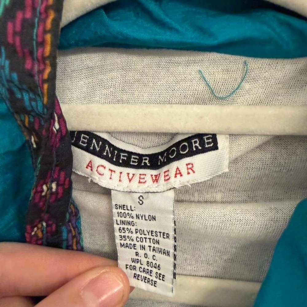 Vintage 90s Jennifer Moore Activewear teal &β aztec print windbreaker jacket - Picture 4 of 5